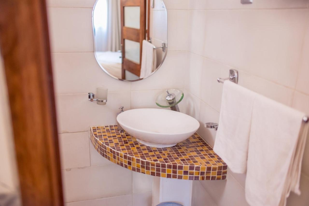 Residence Le Hublot Antananarivo Buitenkant foto